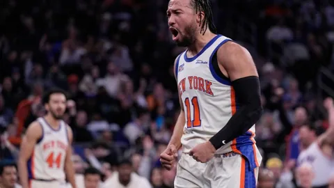 “巅峰时刻 丨三天创纪录！中国运动员在亚冬会展现“中国速度”风采”