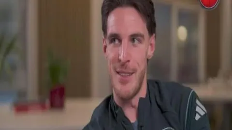 雅卡拉·安东尼在瑞典雪上技巧世界杯夺冠，成就第23个职业胜利！